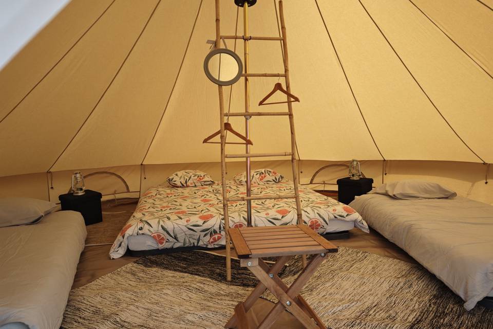 Tente tipi hébergement