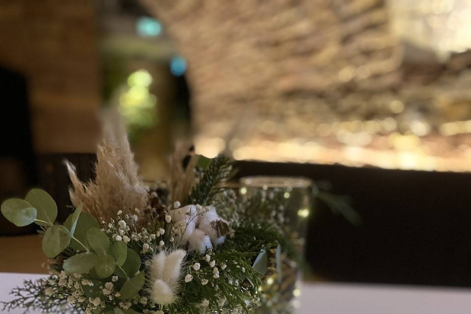 Vases avec led et bouquets
