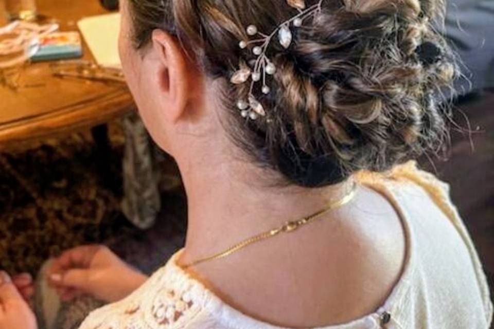 Chignon tresses