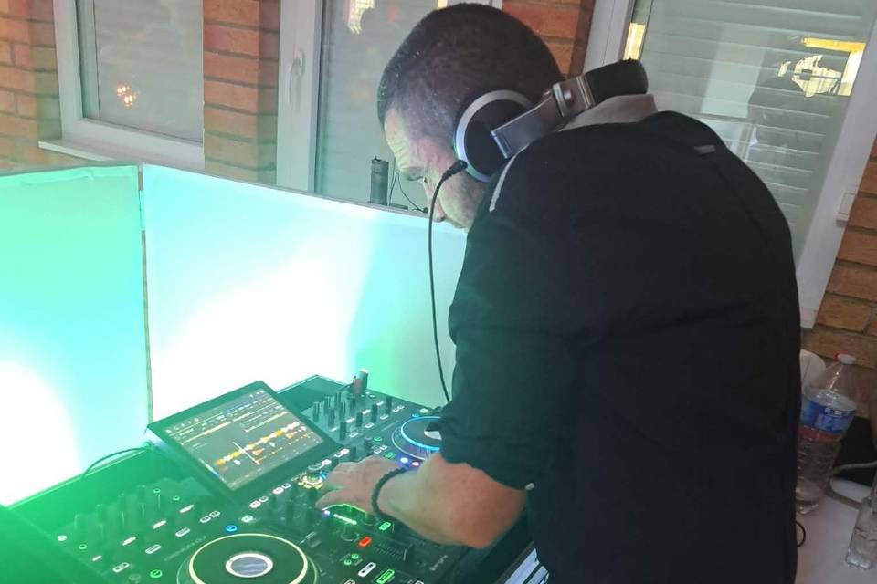 Mix live