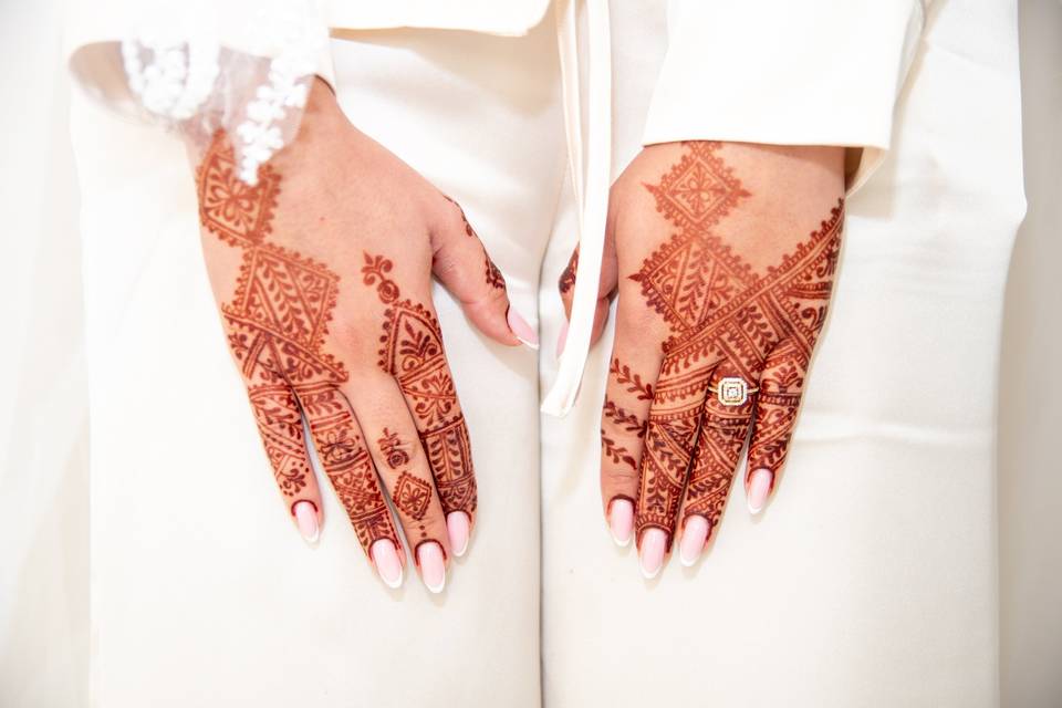 Henna Style