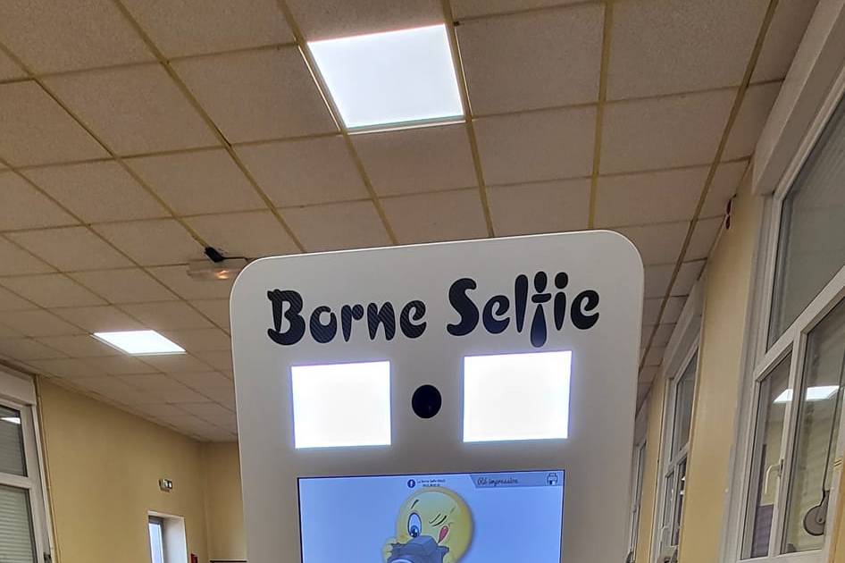 La Borne Selfie 59400