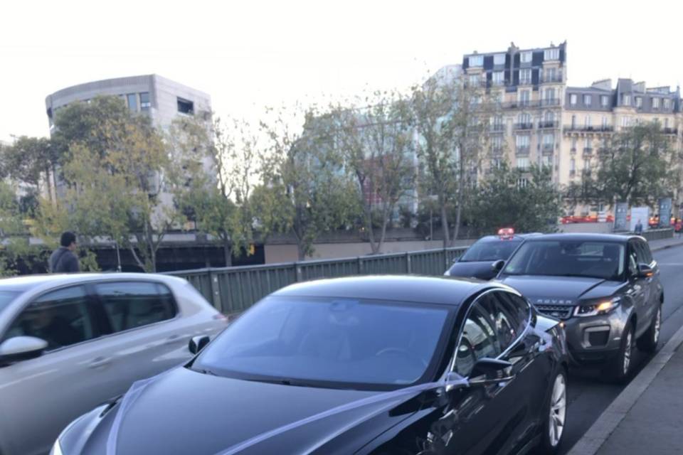 Tesla Tour Eiffel