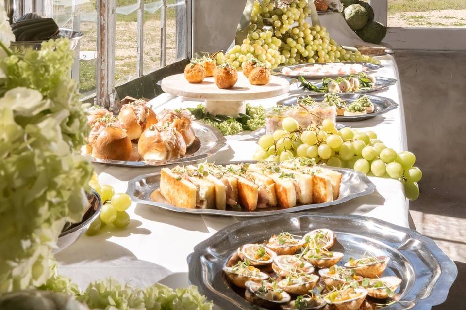 Décorations du buffet L&V