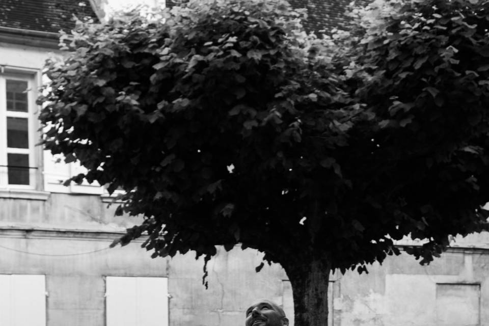 Les marier regarde en heut