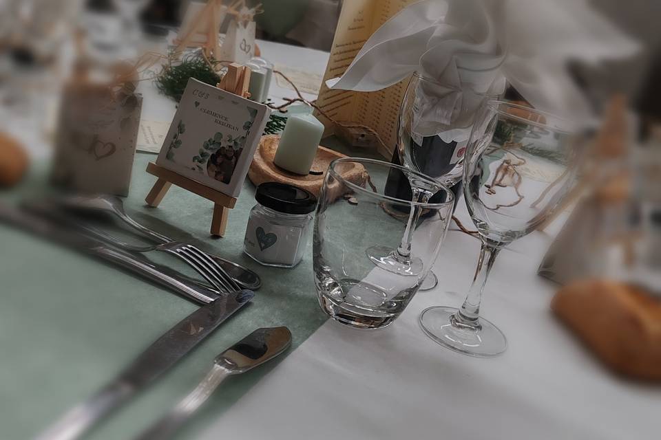 Deco table