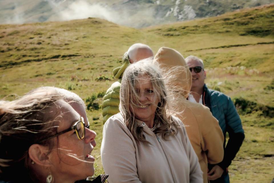Photo de famille à la montagne