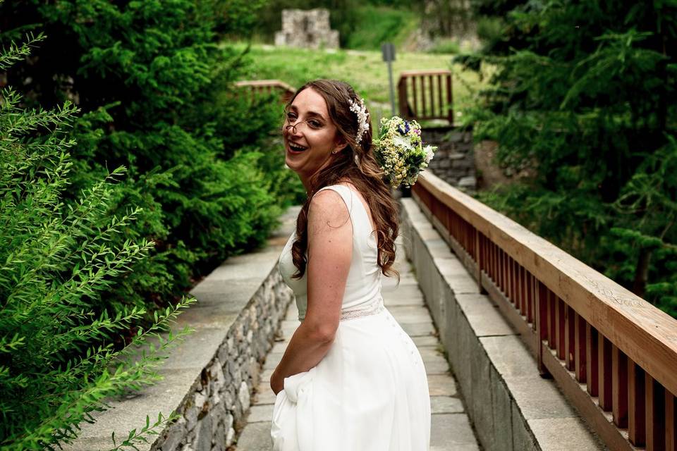 La mariée et son bouquet