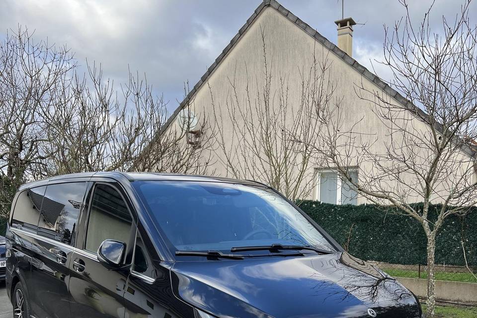 Mercedes V300 Avangarde XL AMG