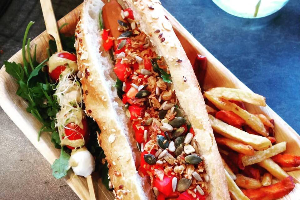 Street food - Hot dog veggie