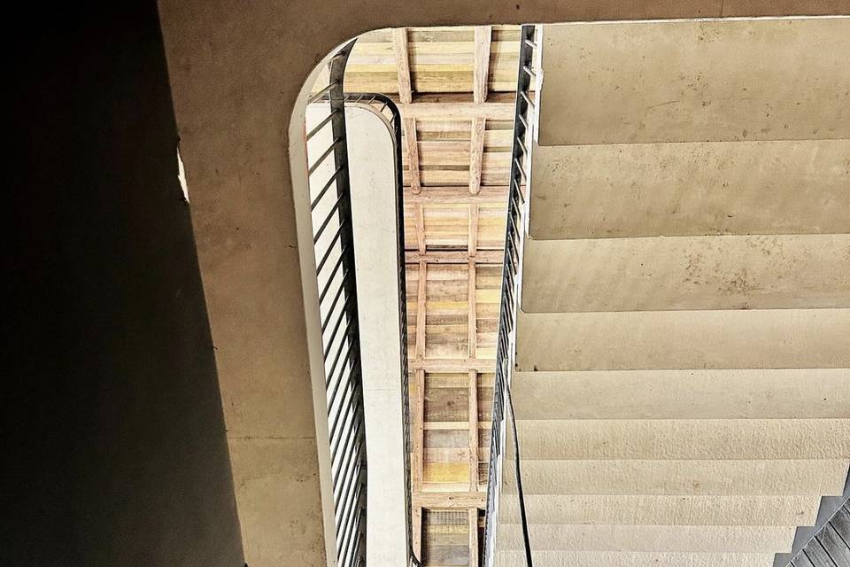 Cage d'escalier centrale