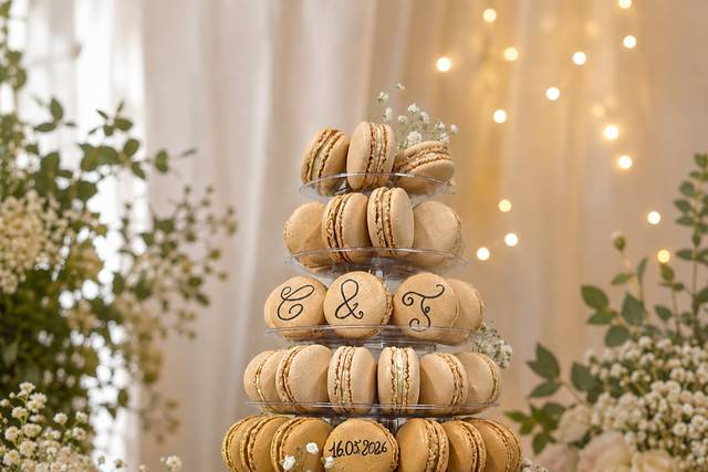 Piece montée de macarons