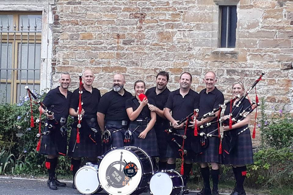 MAD JIG Pipe Band