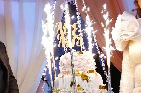 Wedding cake suspendu