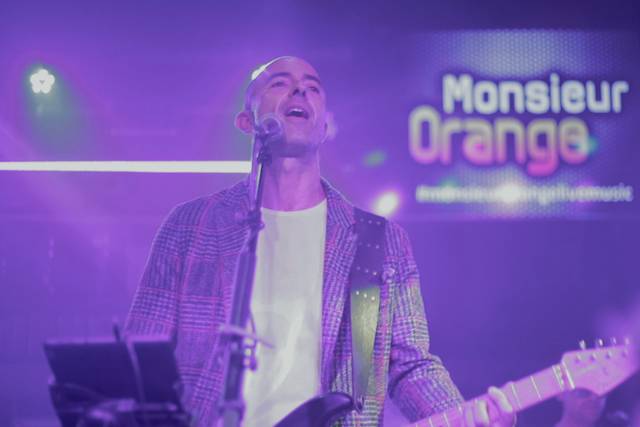 Monsieur Orange Live Band