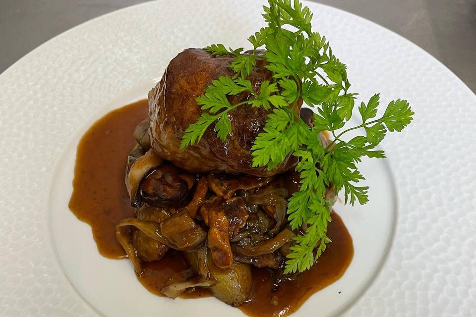 Pavé de veau jus brun,