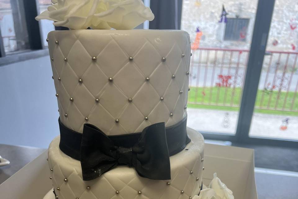 Weeding cake