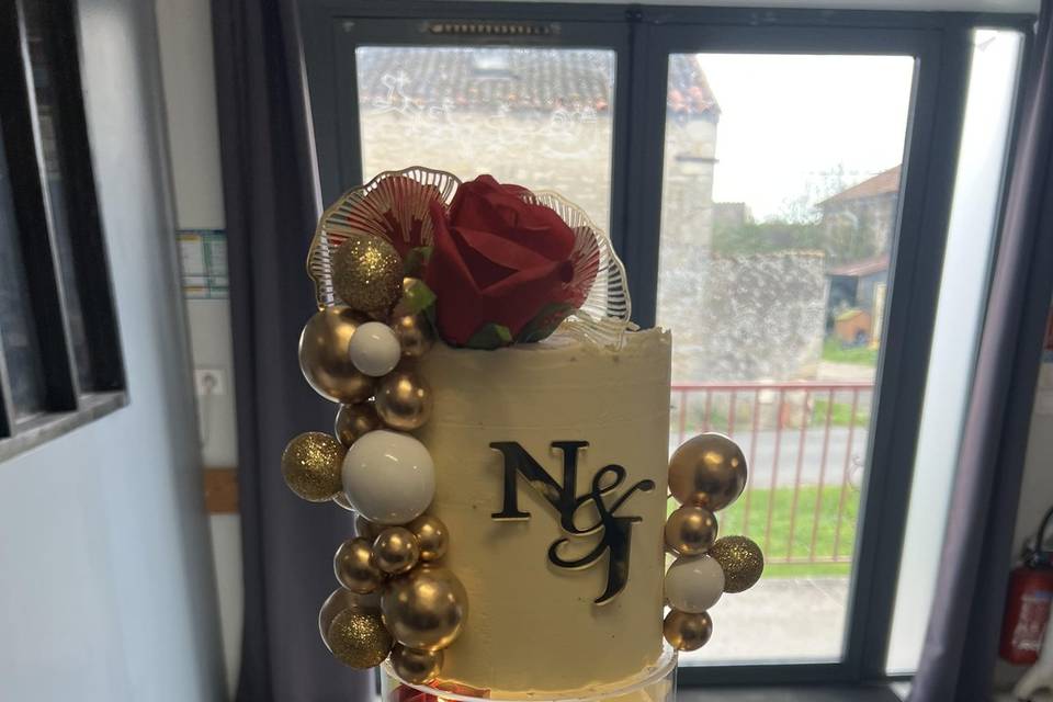 Weeding cake