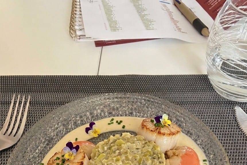 St jacques et fondue poireaux
