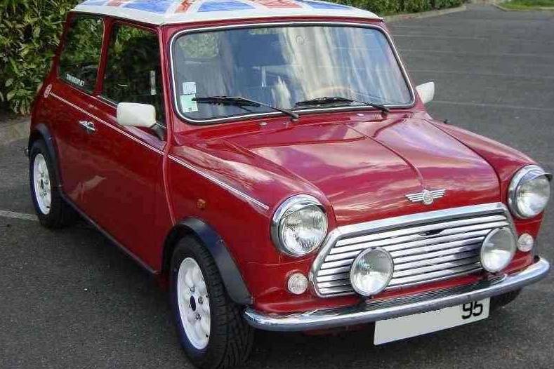 Mini austin rouge