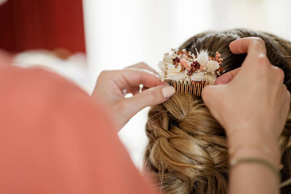 Barrette fleurie