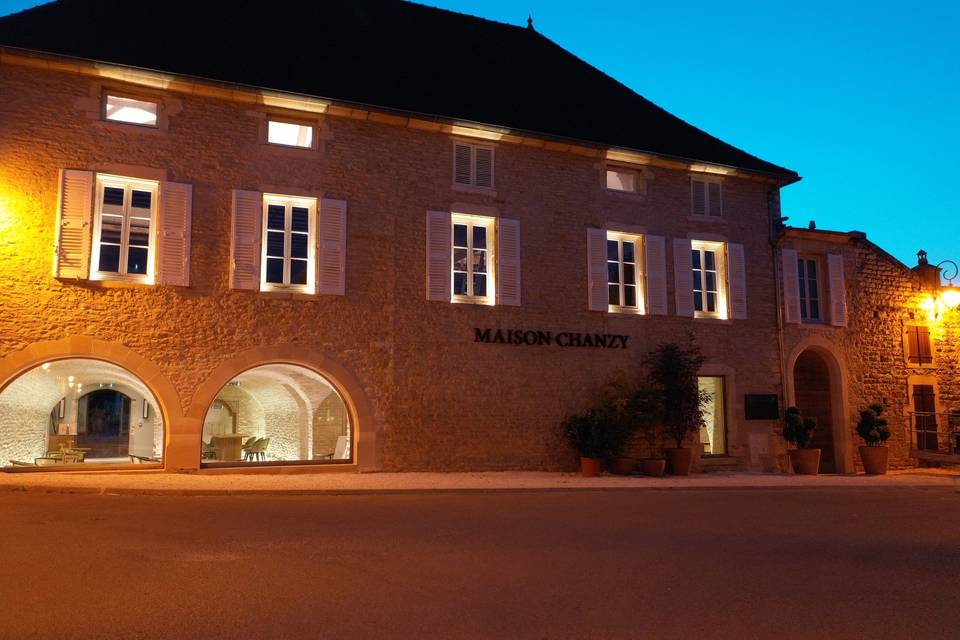 Façade de nuit