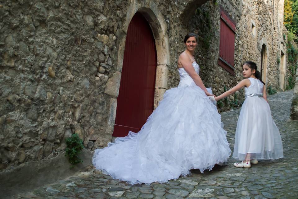 Céline et lilwen mariée 2016