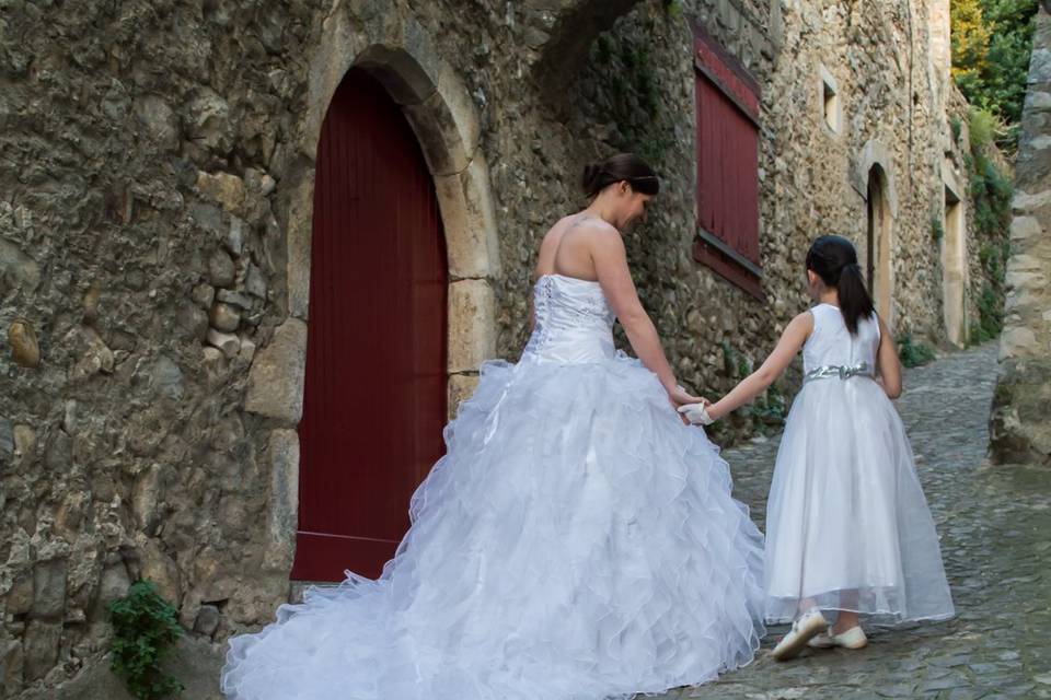 Céline et lilwen mariée 2016