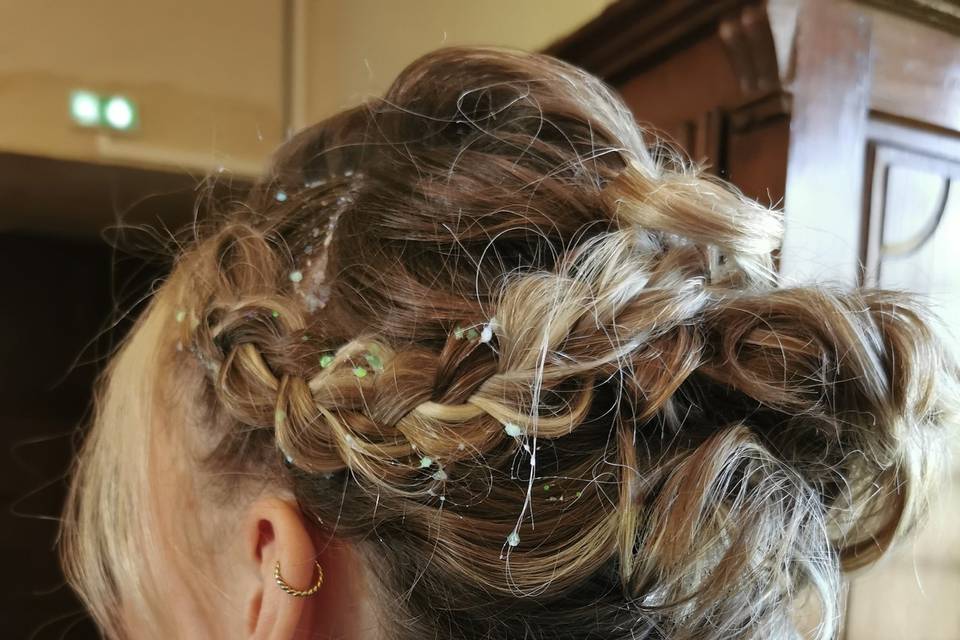 Chignon flou glitter