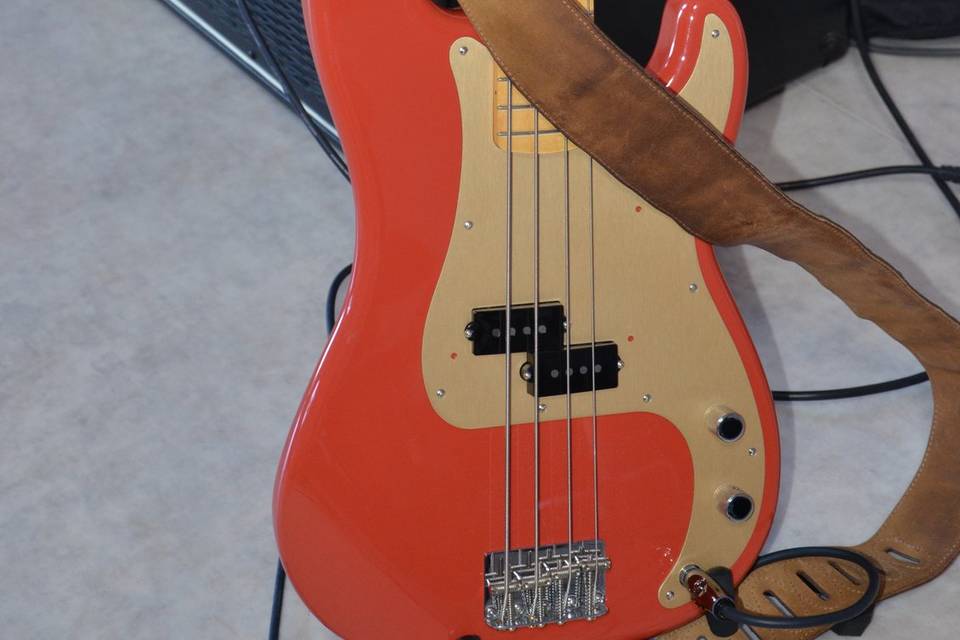 Guitare Bass