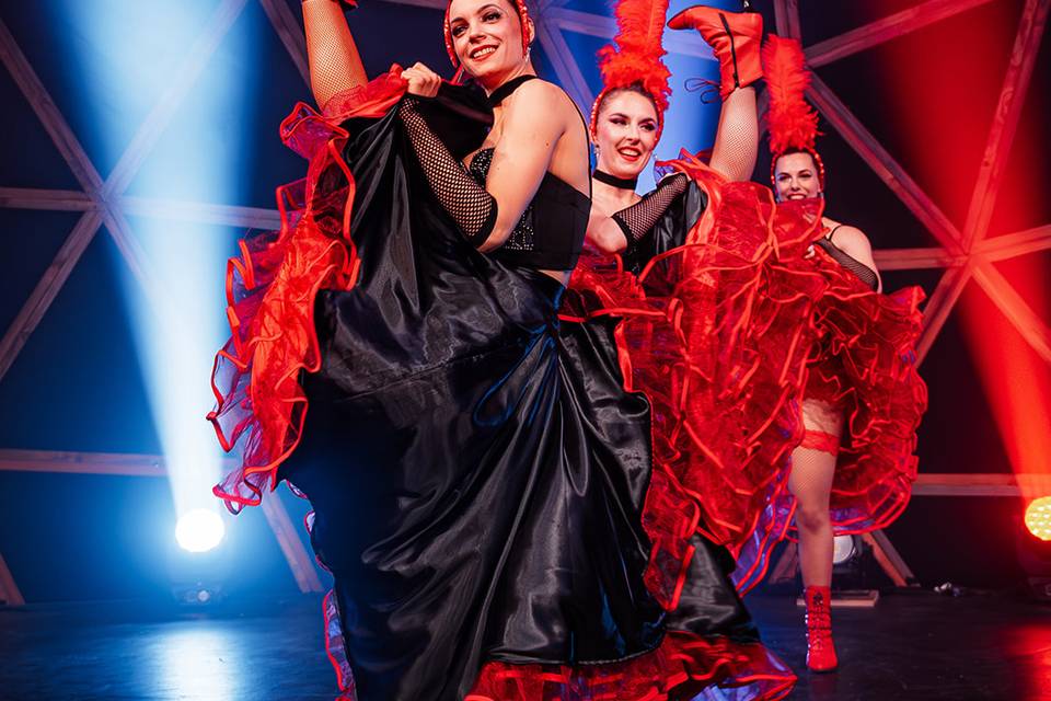 Spectacle french cancan