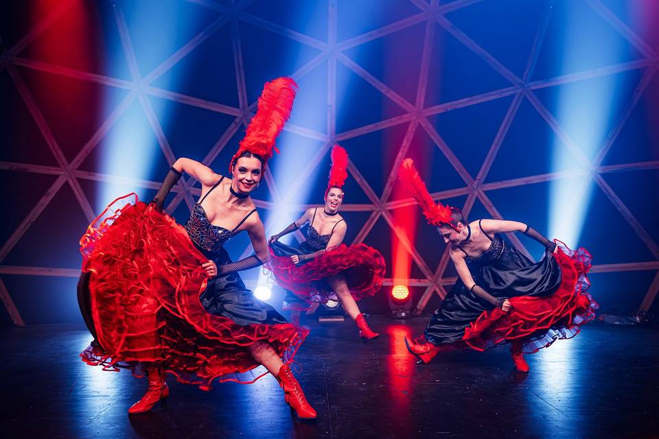 Stage evjf french cancan