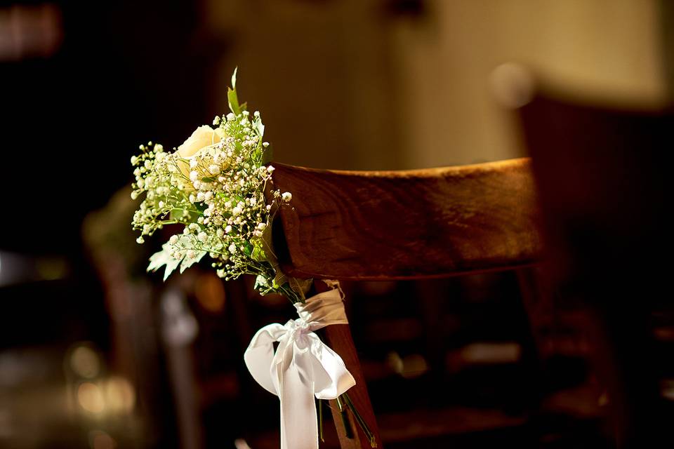 Bouquet de chaises église