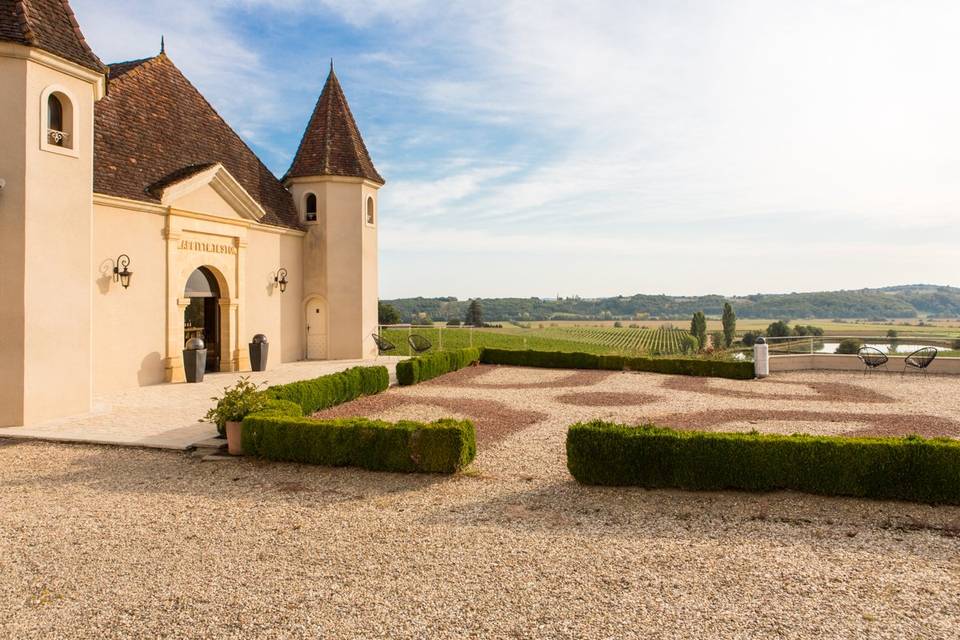 Cours du Château