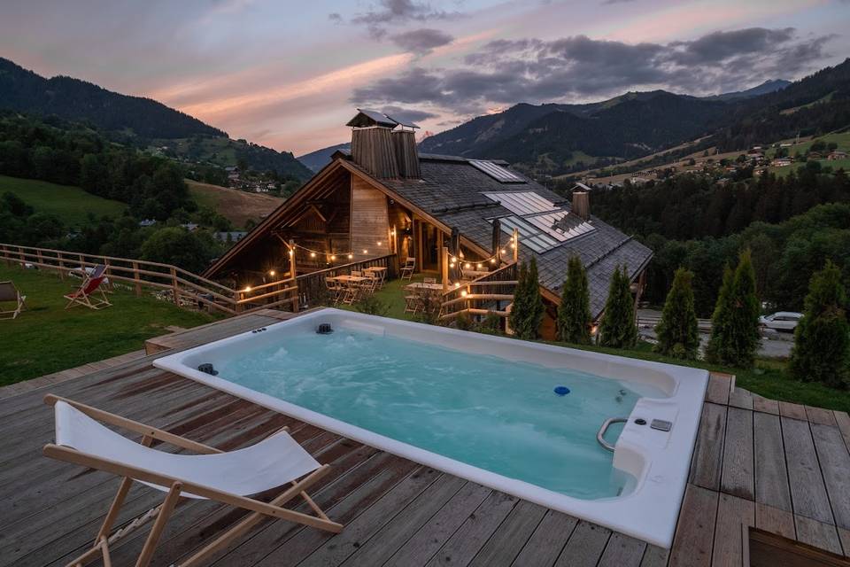Jacuzzi