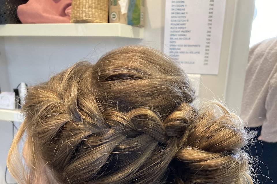 Essai Coiffure 85