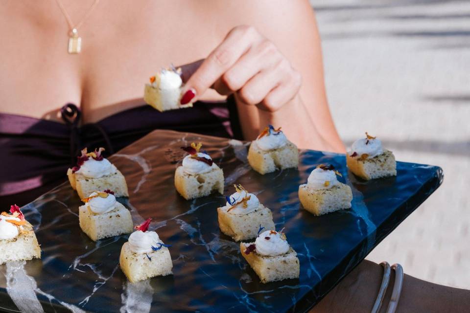 demi_canape_cocktail_fleur