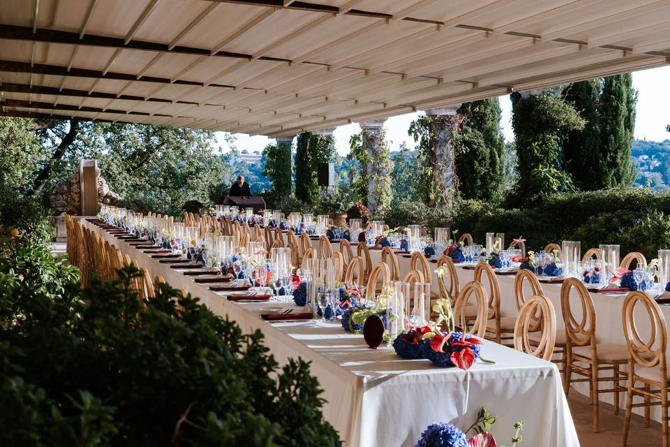 table_longue_deco_fleurs_mixte