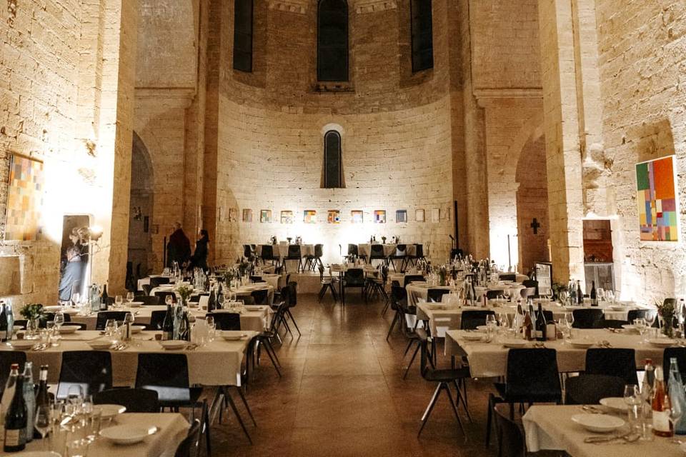 Dîner dans l'église