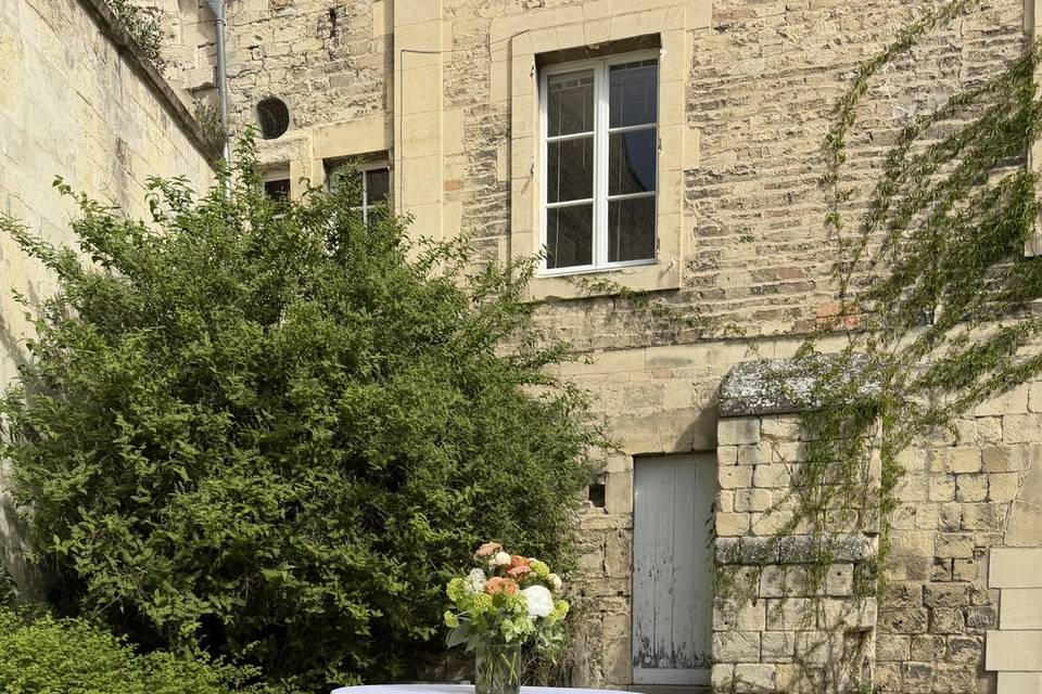 Table haute pour vin d'honneur