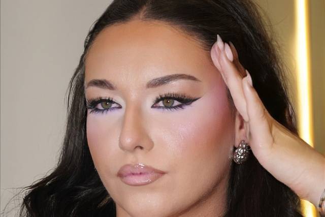 Full glam