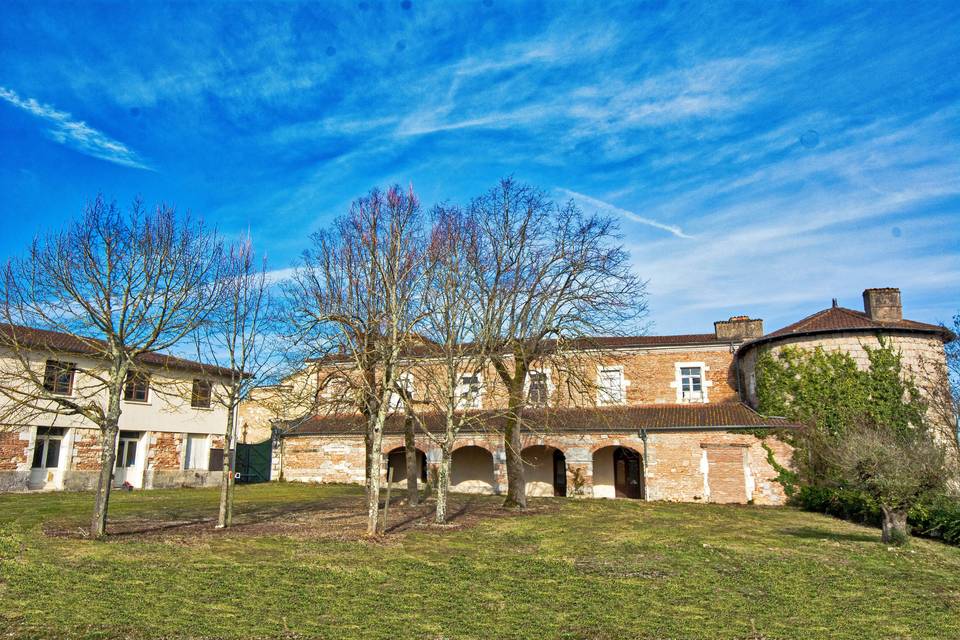 Jardin de la cour de l'abbaye