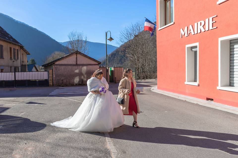 Arrivée à la mairie