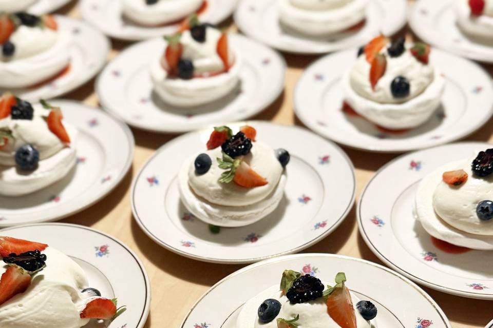 Pavlova à l'assiette