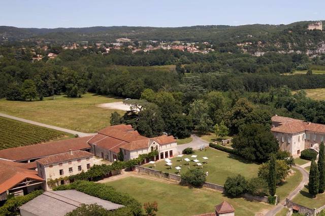 Drone chateau