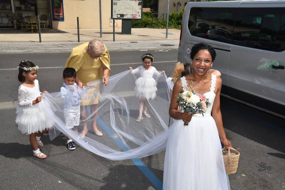 La mariée arrive