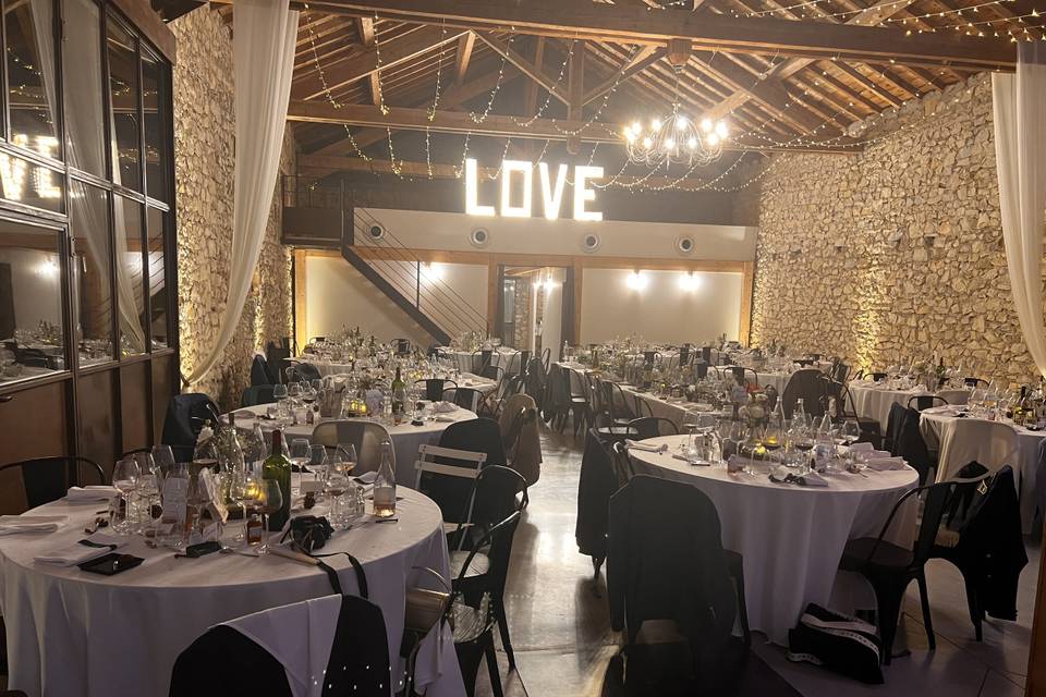 Salle love