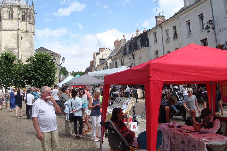 Marché nocturne Azay le Rideau