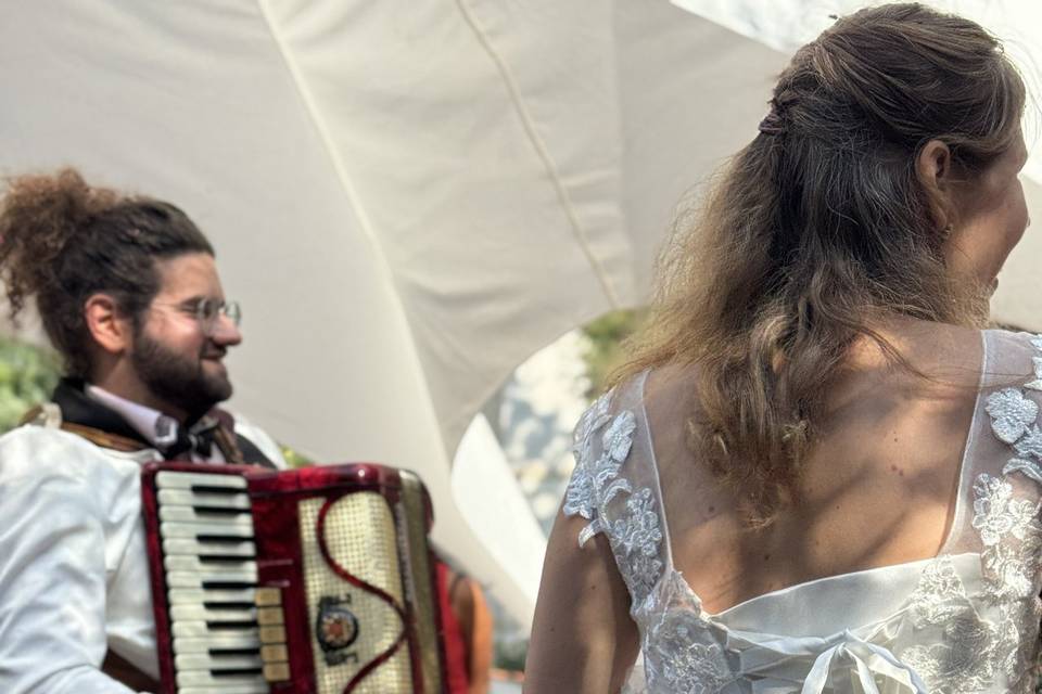 Accordeon first dance