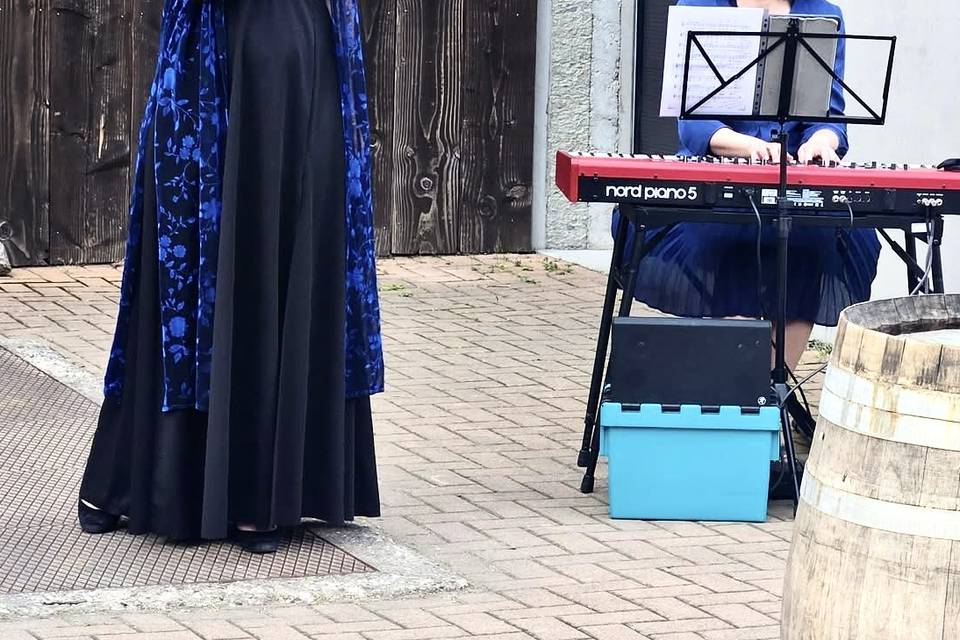 Voix et piano extérieur
